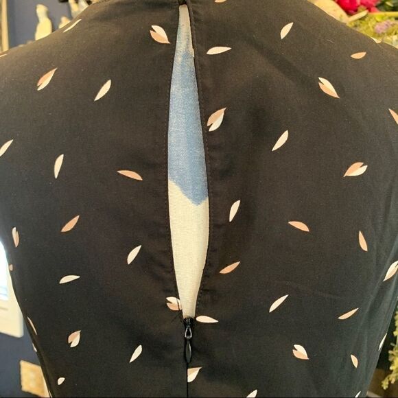 Lush tie waist black print sleeveless top - Picture 6 of 8